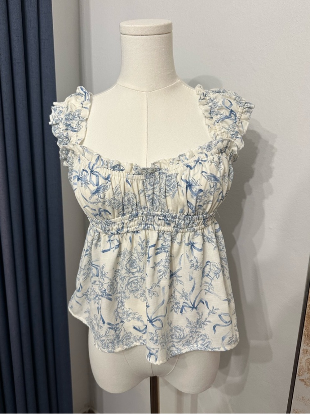 Thirty thirty babydoll blouse Blue & White Floral Cottagecore Coquette